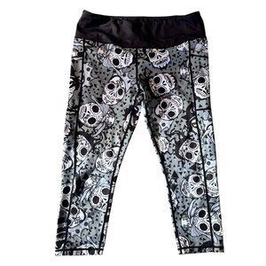 Constantly Varied Gear Compton Sugar Skull Fitness Cropped Capri Leggings XL